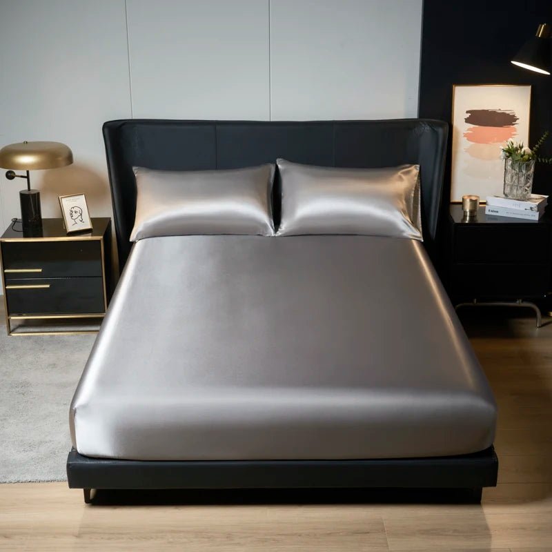 Luxurious King Satin Bedding Set - 3PC Comfort - Chic Cart